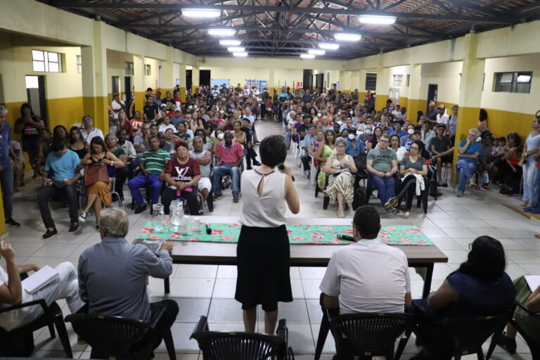 Atingidos e Atingidas de Itatiaiuçu participam de Assembleia que marca 4 anos de lama invisível com a presença do Ministério Público Federal e Ministério Público Estadual