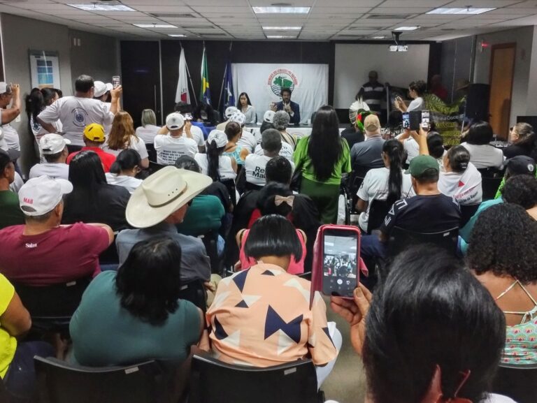 Pessoas atingidas da Bacia do Rio Doce debatem sobre Repactuação com Instituições de Justiça e conquistam avanços em reconhecimento 