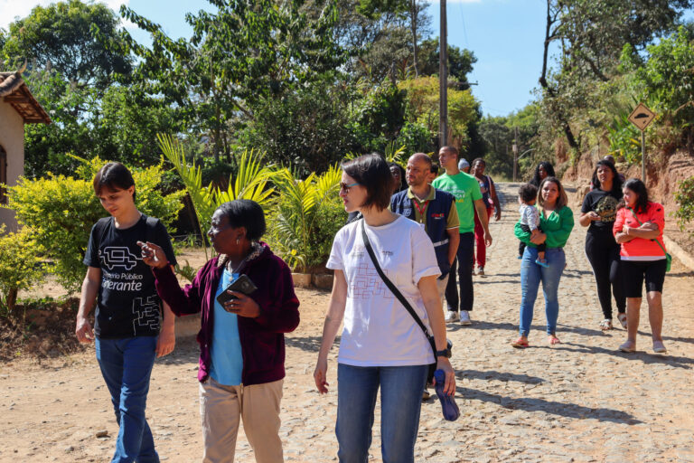 Comunidades quilombolas de Brumadinho receberam visita dos Compromitentes