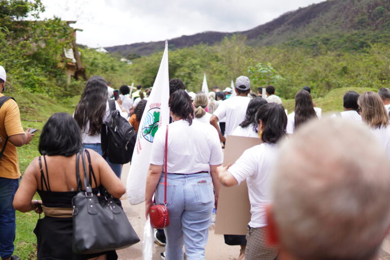 Caso Samarco: pessoas atingidas ainda não tem acesso ao plano de recuperação ambiental quase 10 anos após desastre-crime em Mariana
