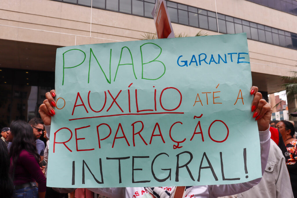 Juiz ordena transferência dos valores para FGV para início de pagamento mensal de auxílio emergencial 