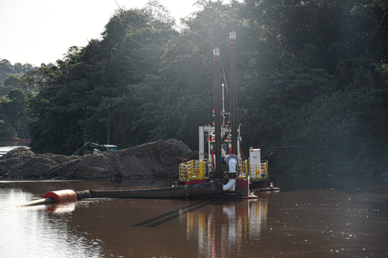 Aedas divulga informes sobre auditoria dos estudos socioambientais feitos pela AECOM no mês de março de 2025
